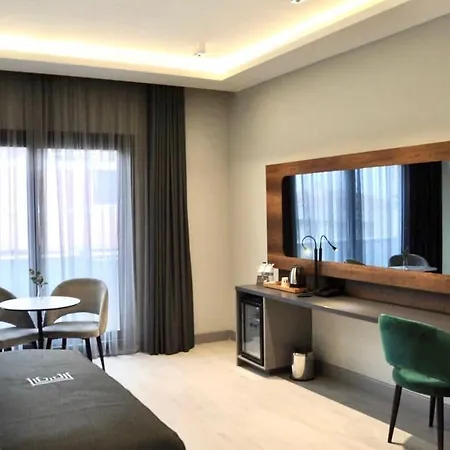 Hotel Emens