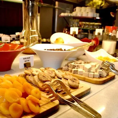 Hotel Emens